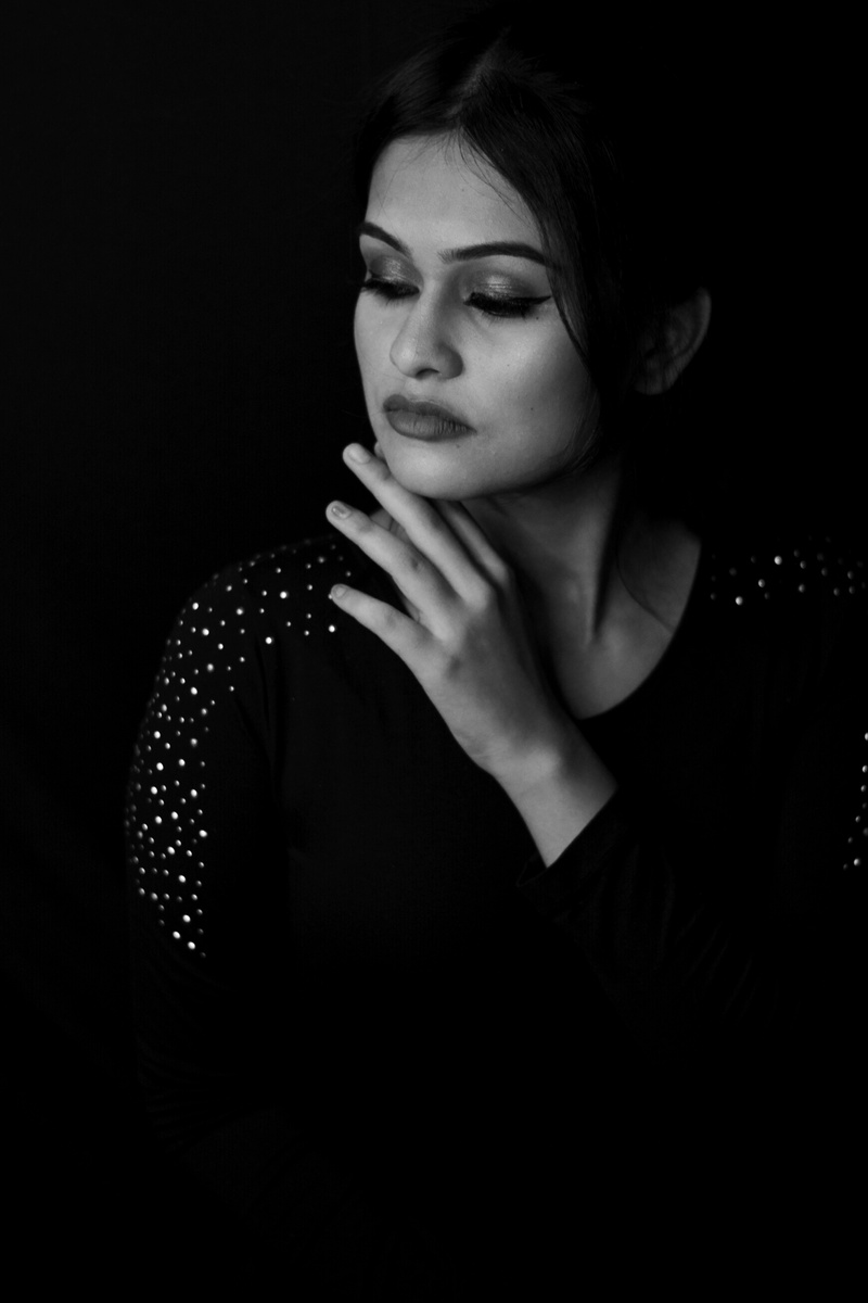Monochrome Portraits
Aesthetic Female portraits
B/W Portraits
Creative Portrait Ideas
Mahi's Media Table
Mahi's Table
Mahi
Portrait Photographer Kasturinagar
Fashion Photographer Bangalore
Fashion Photographer Kasturi Nagar
Fashion Photography studio